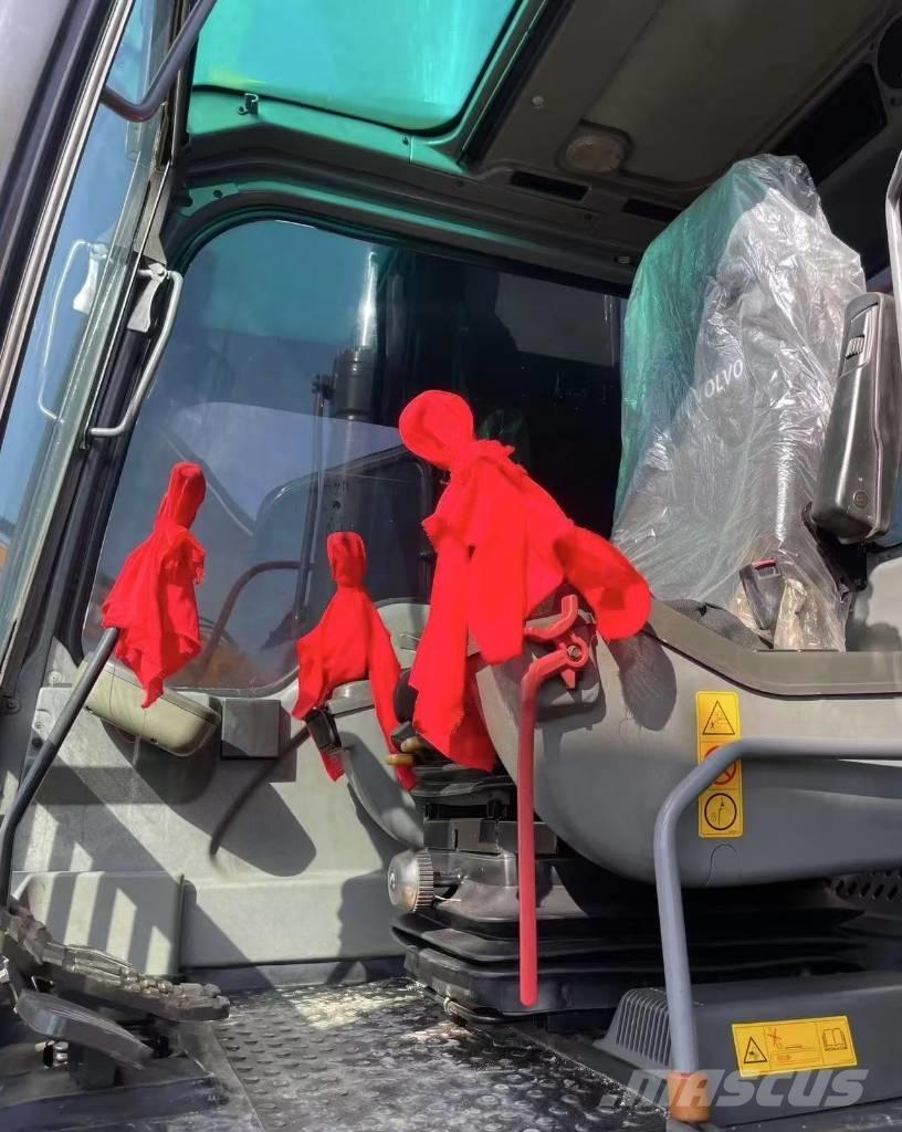 Volvo EC 240 Gravemaskiner på larvebånd