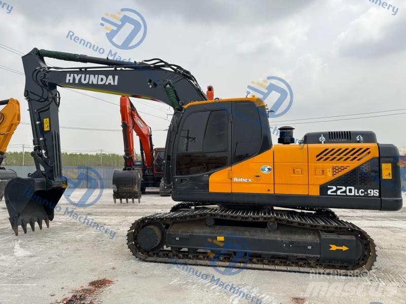 Hyundai R220LC-9S Gravemaskiner på larvebånd