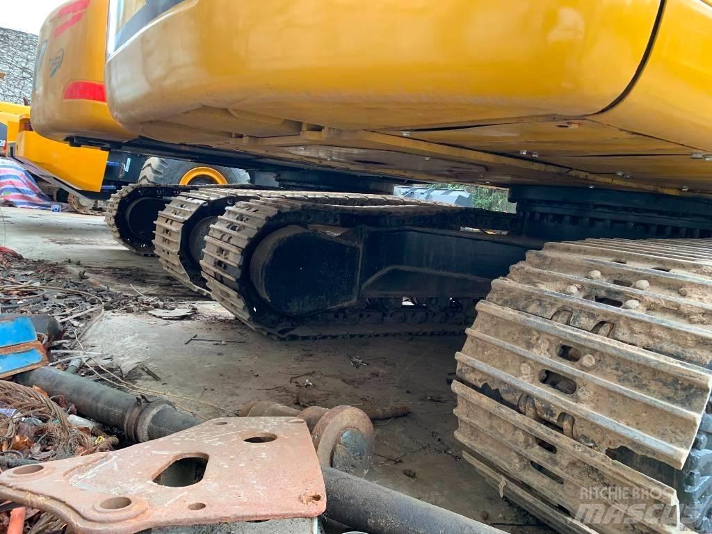 CAT 320D2 Gravemaskiner på larvebånd