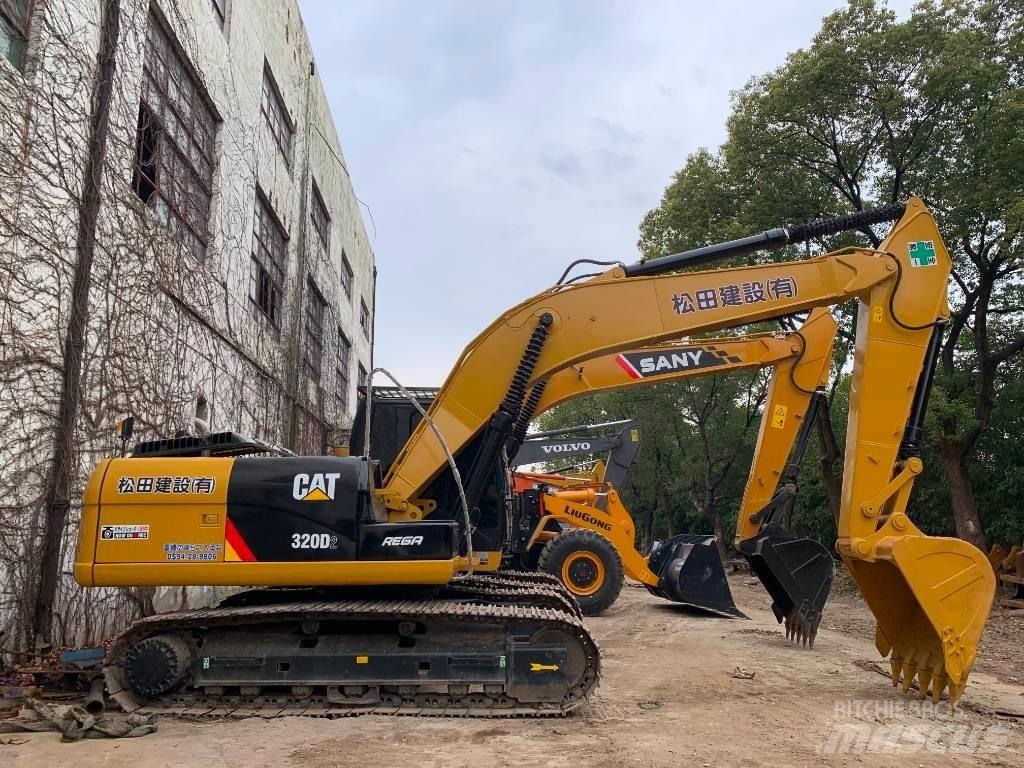 CAT 320D2 Gravemaskiner på larvebånd