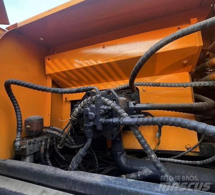 Hyundai R330LC-9T Gravemaskiner på larvebånd