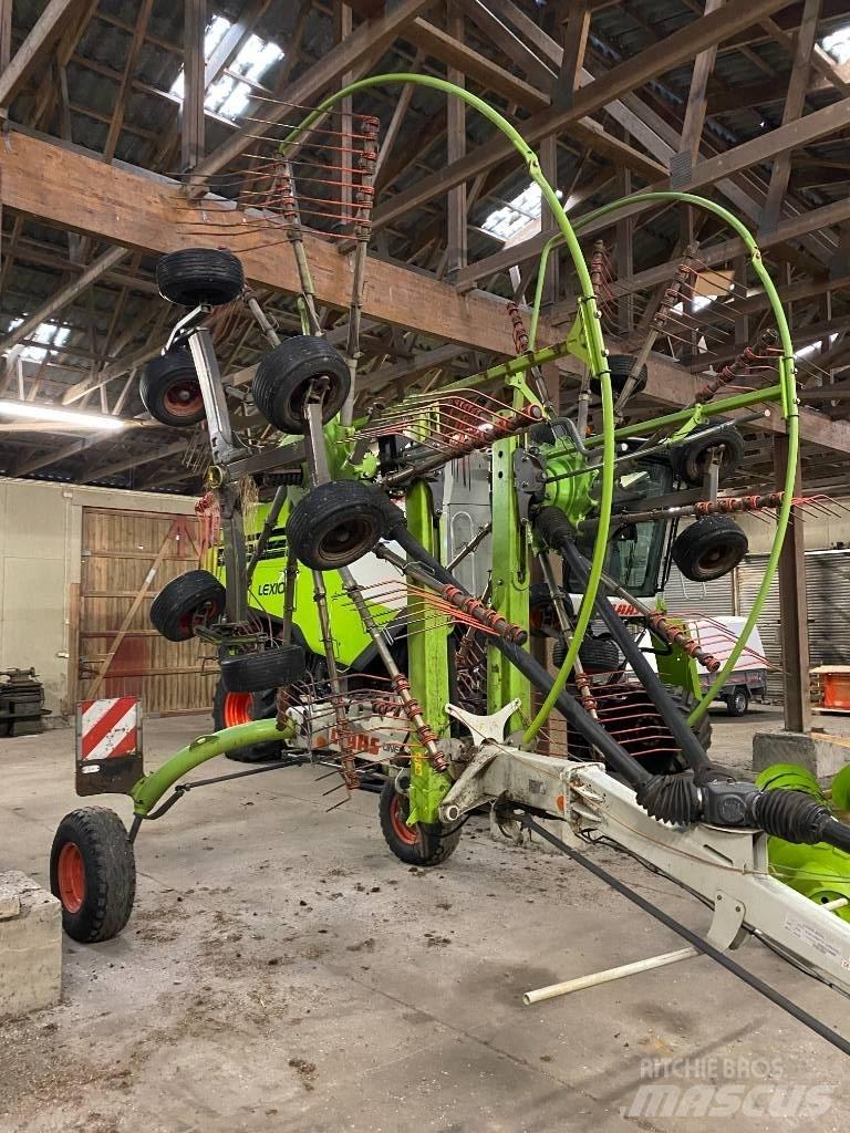 CLAAS Liner 2700 Hømaskiner