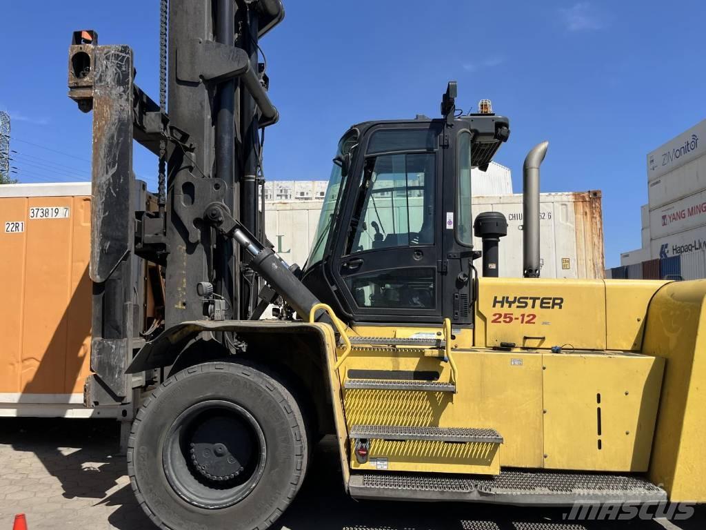 Hyster H25XM-12 Gaffeltruck til containerhåndtering