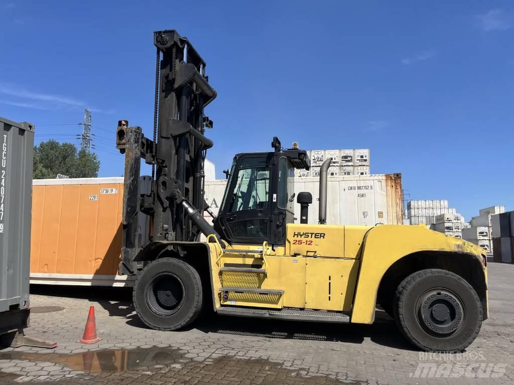 Hyster H25XM-12 Gaffeltruck til containerhåndtering