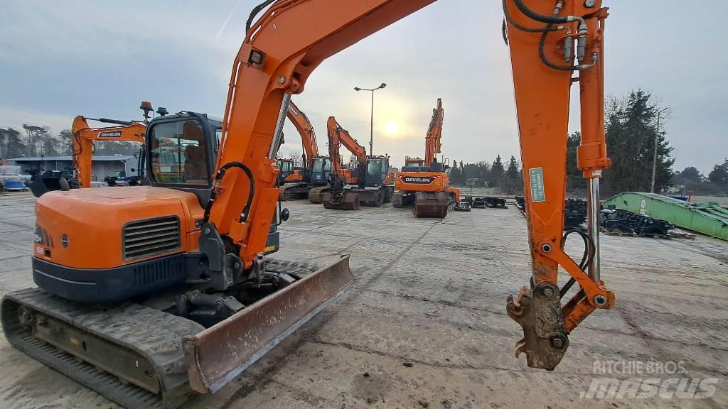 Doosan DX 85 R-3 Midi-gravemaskiner 7t - 12t