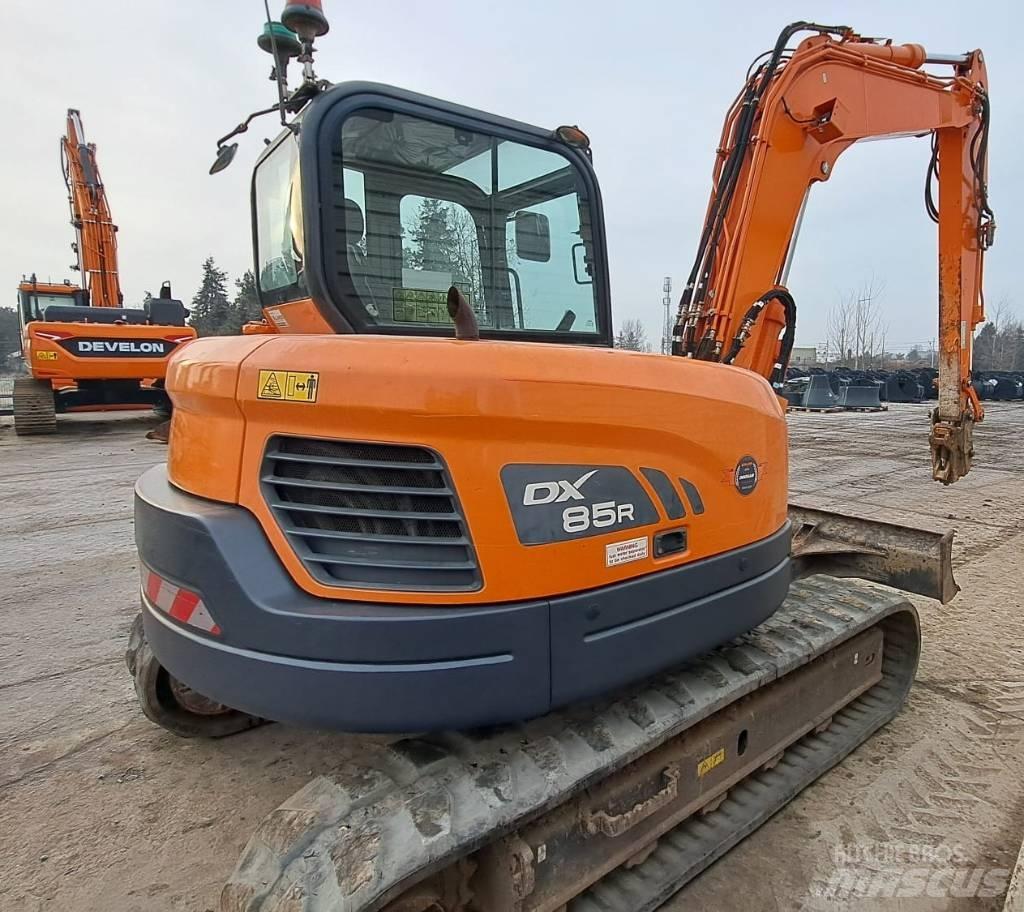 Doosan DX 85 R-3 Midi-gravemaskiner 7t - 12t