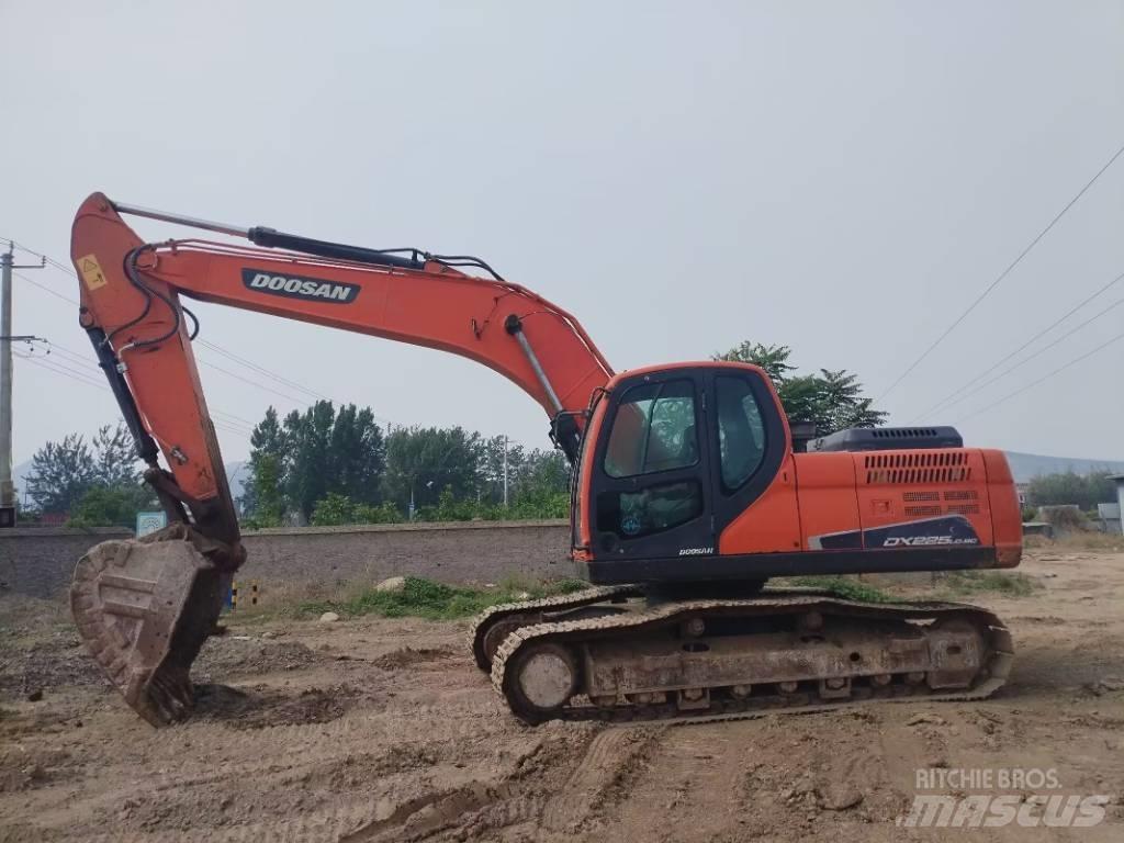 Doosan DX225LC-9C Gravemaskiner på larvebånd
