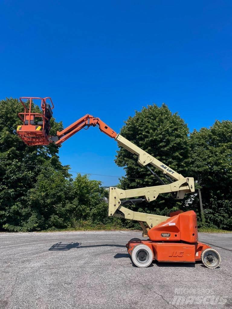 JLG E 400 AJP Bomlifte med knækarm