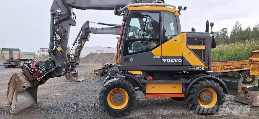 Volvo EWR 150 E Gravemaskiner på hjul