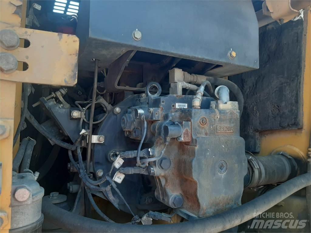 Komatsu PW180-7 Gravemaskiner på hjul
