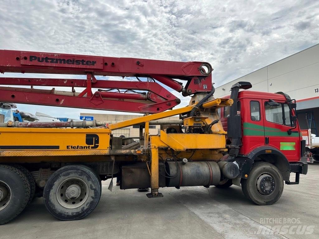 Mercedes-Benz 2435 Betonbiler