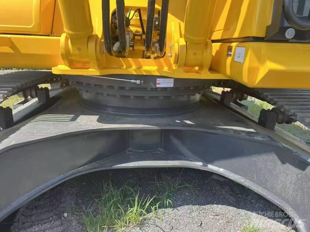 Komatsu 300-7 Gravemaskiner på larvebånd