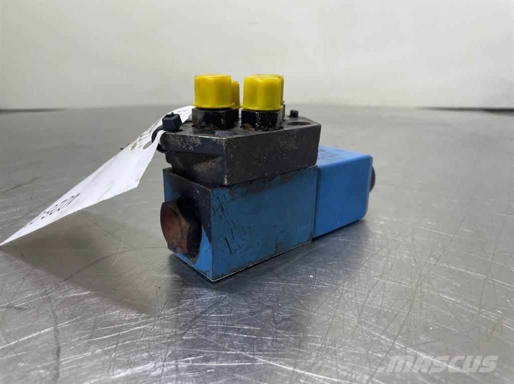 Liebherr 5716155 Hydraulik