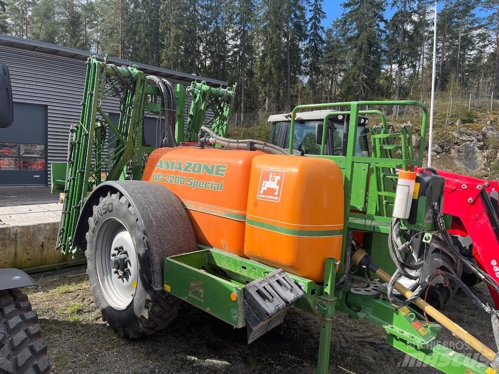 Amazone UG 2200 Trailersprøjter