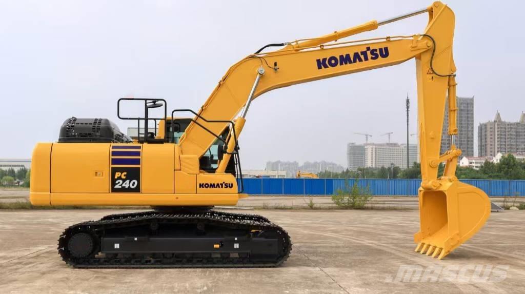 Komatsu PC 240 LC Gravemaskiner på larvebånd