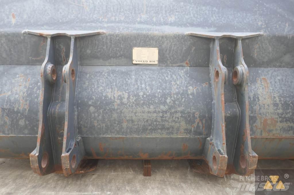 Volvo L120B Bucket Skovle