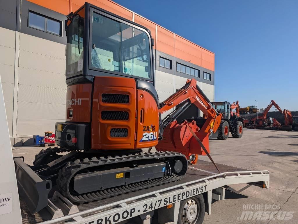 Hitachi ZX 26 U-6 Minigravemaskiner