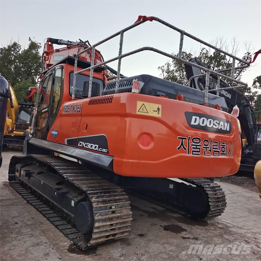 Doosan DX 300 LC-9C Gravemaskiner på larvebånd