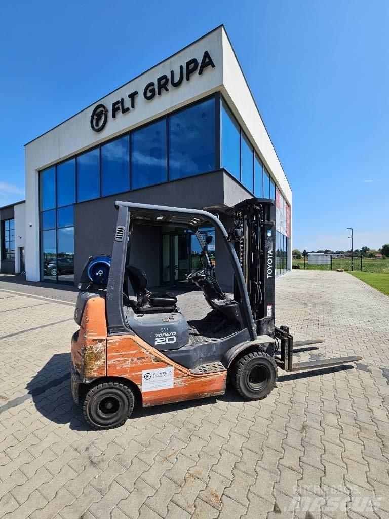Toyota 02-8 FGKF 20 LPG gaffeltrucks