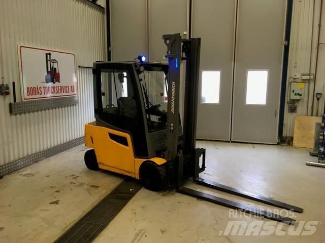 Jungheinrich EFG 320 El gaffeltrucks