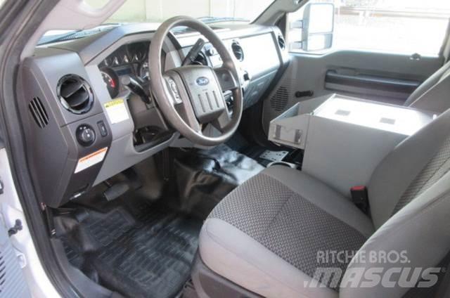 Ford F350 Bjærgningskøretøjer