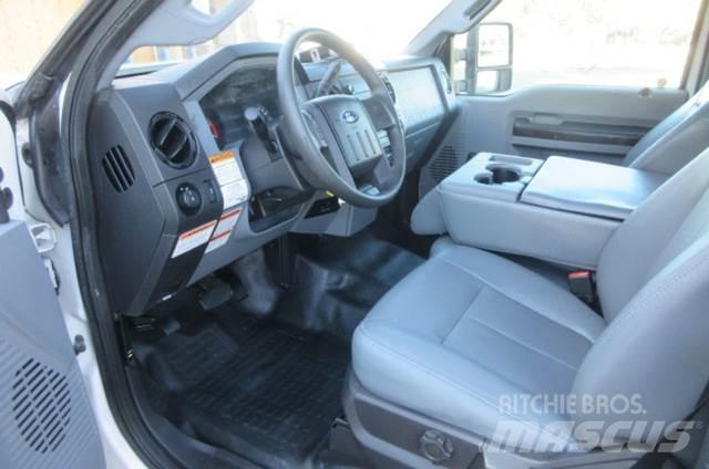 Ford F450 Bjærgningskøretøjer