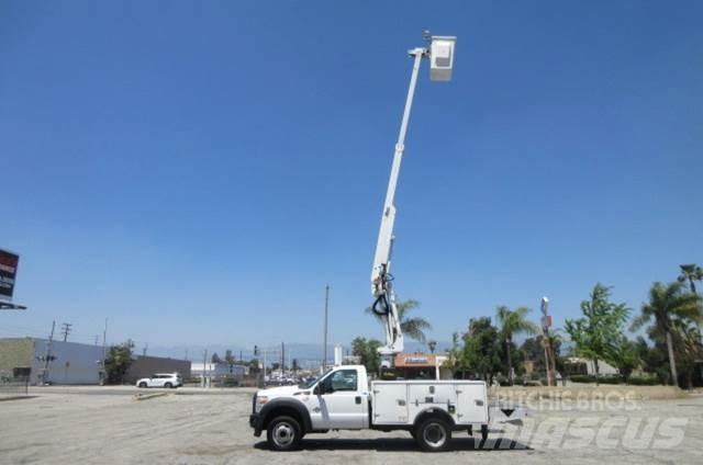 Ford F450 Lastbilmonterede lifte