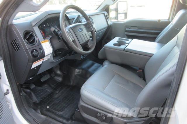 Ford F550 Bjærgningskøretøjer