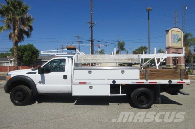 Ford F550 Bjærgningskøretøjer