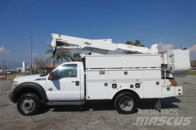 Ford F550 Lastbilmonterede lifte
