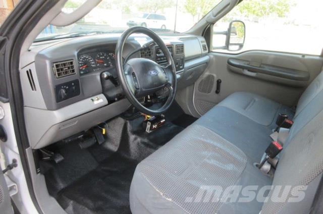 Ford F550 Bjærgningskøretøjer