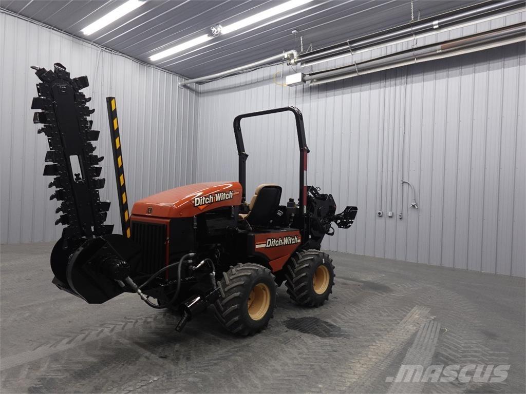 Ditch Witch 420SX Kædegravere