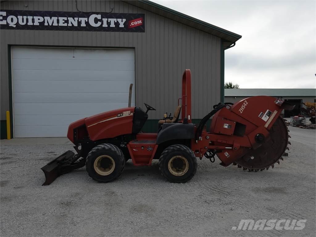 Ditch Witch RT55 Sten- og cementsave
