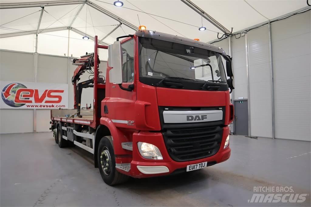 DAF CF 320 Kraner til hårdt terræn