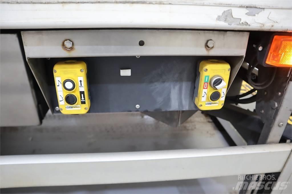 Scania P250 Kølecontainere