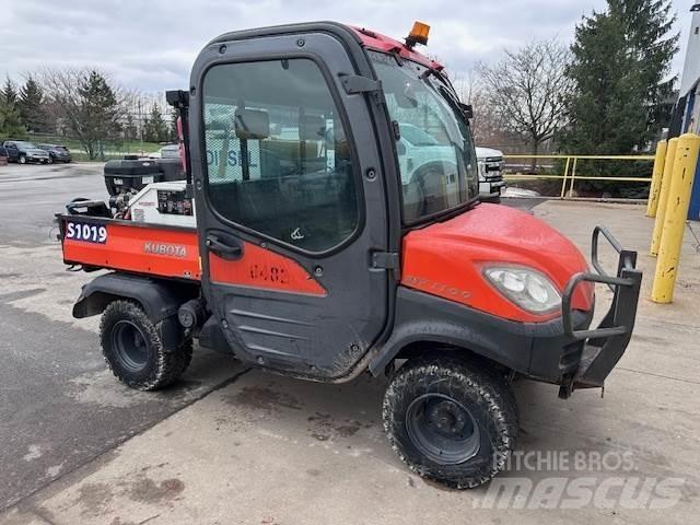 Kubota RTV1100 Andre kraner