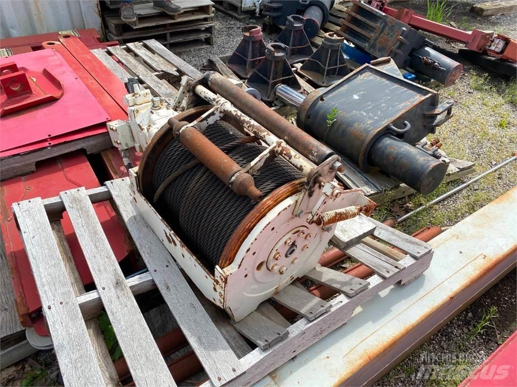 Terex  Hejsespil og materialeelevatorer