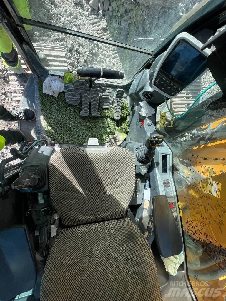 Hyundai HX235 Gravemaskiner på larvebånd
