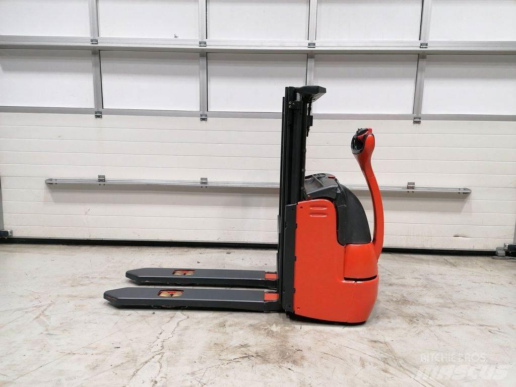 Linde L10 Gaffelstabler med gående fører