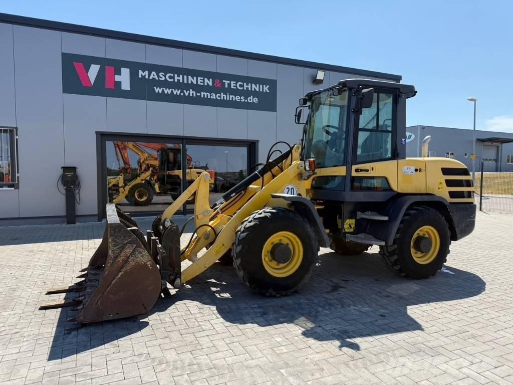 Yanmar V 80 Læssemaskiner på hjul