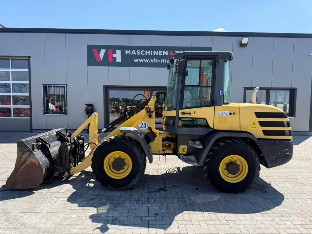 Yanmar V 80 Læssemaskiner på hjul