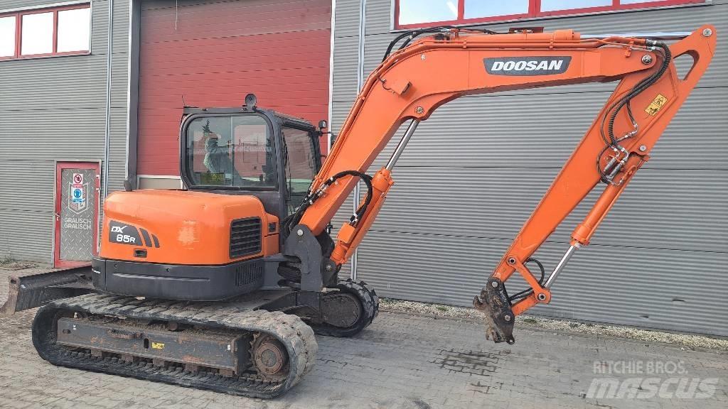 Doosan DX 85 R-3 Midi-gravemaskiner 7t - 12t