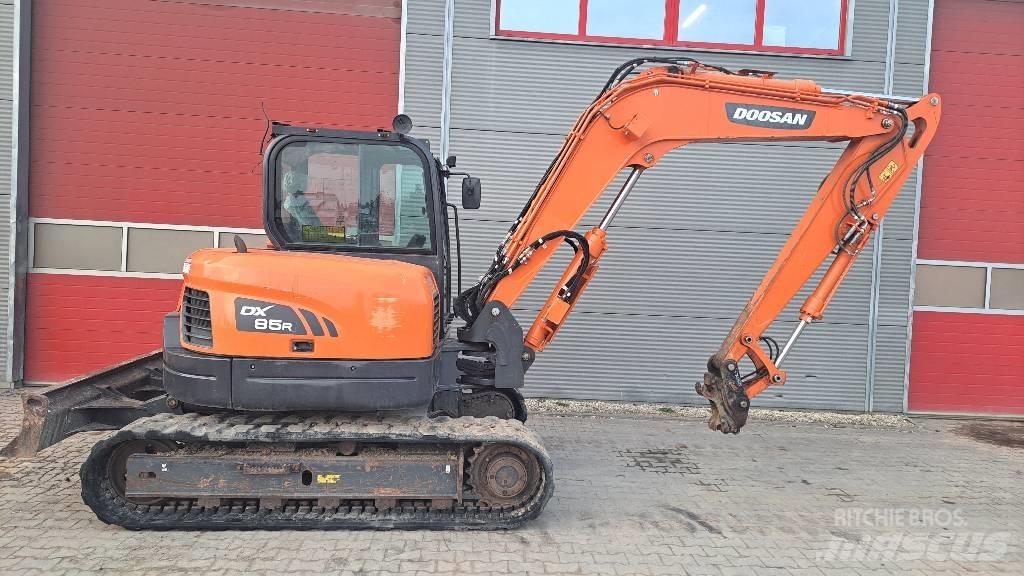 Doosan DX 85 R-3 Midi-gravemaskiner 7t - 12t