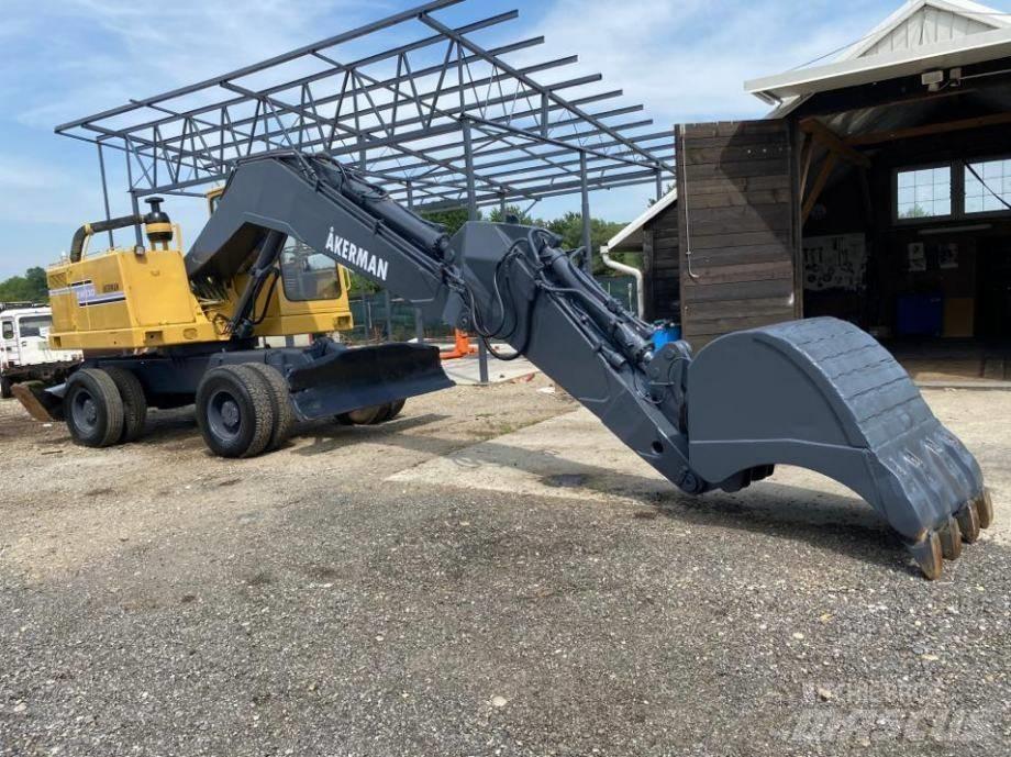 Volvo AKERMAN EW-230 Gravemaskiner på hjul