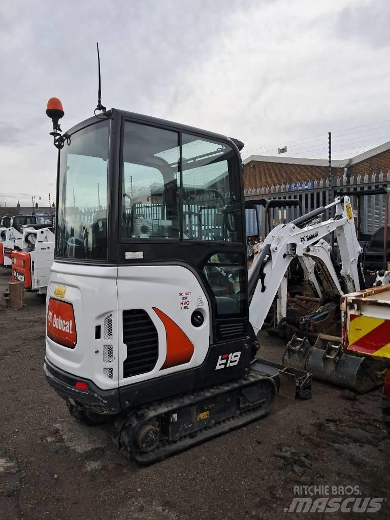 Bobcat E19 cabin Minigravemaskiner