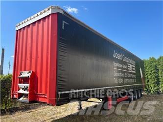 Krone MEGA Semi-trailer med Gardinsider