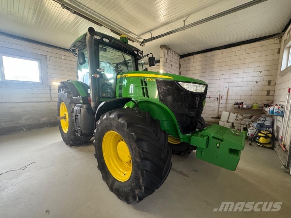 John Deere 7230 R Traktorer