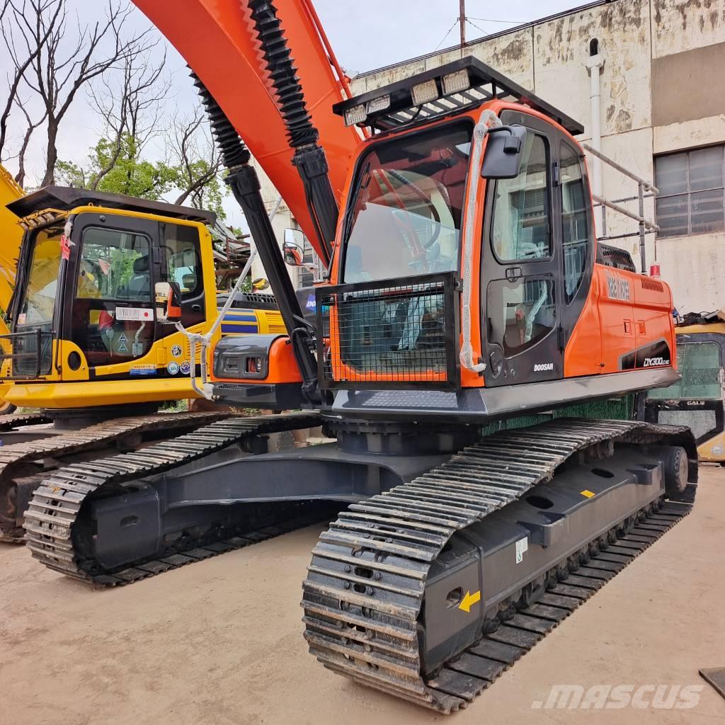 Doosan DX 300 Gravemaskiner på larvebånd