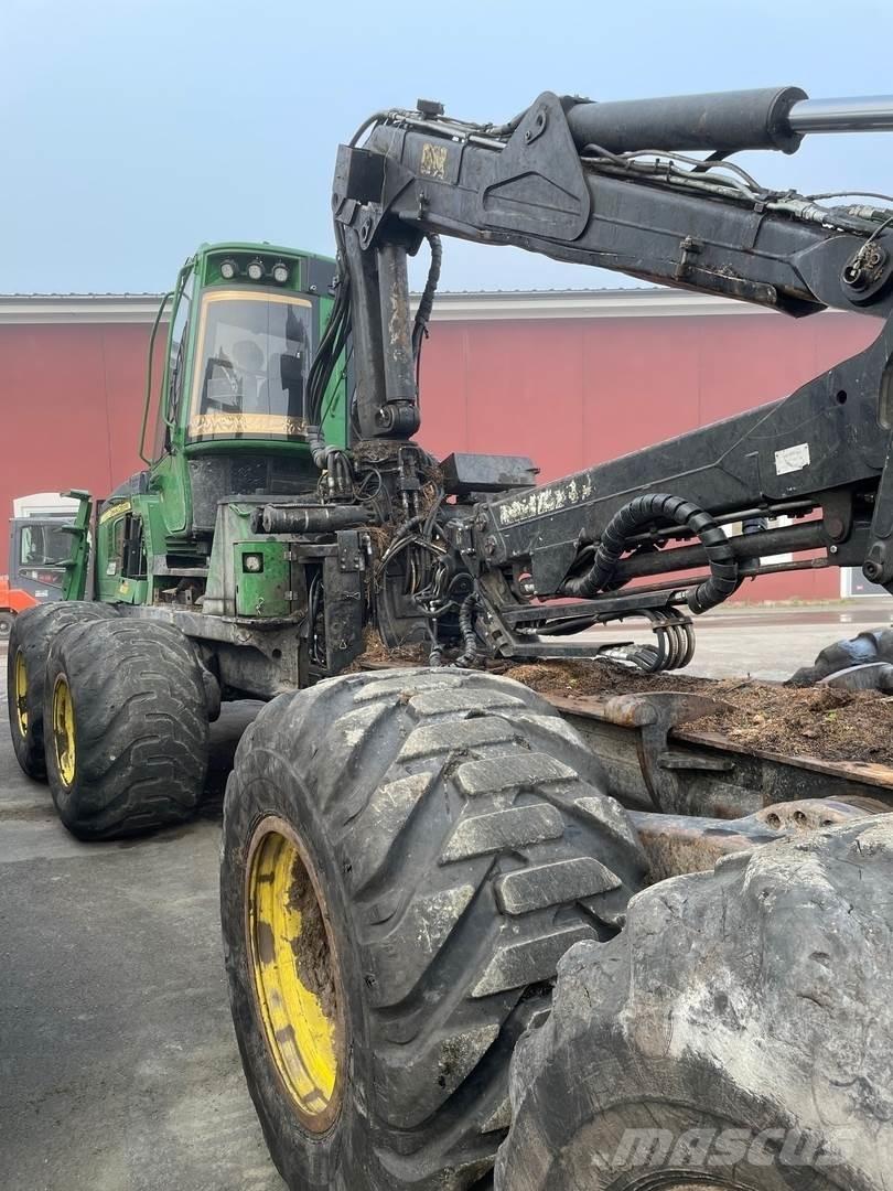 John Deere 1210E Udkørselsmaskiner