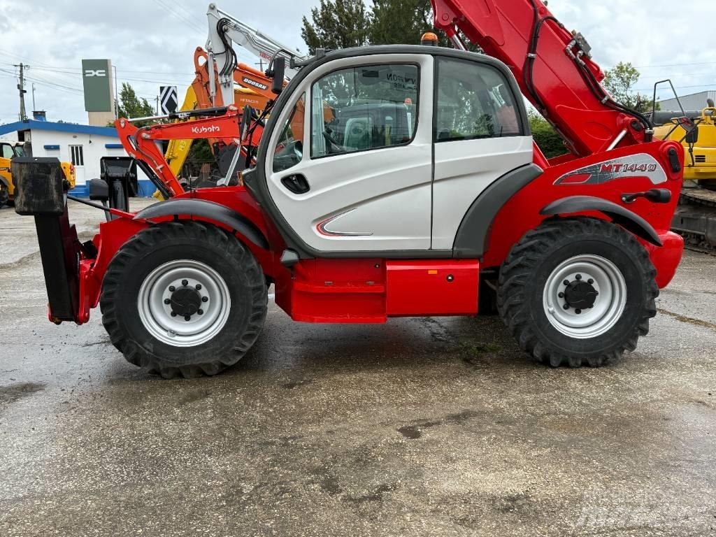 Manitou MT 1440 Teleskoplæssere